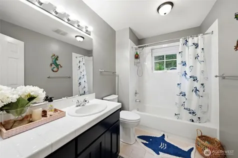 12326 24th Avenue NE Seattle WA 98125