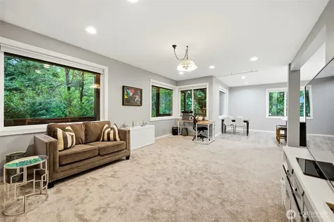 12326 24th Avenue NE Seattle WA 98125