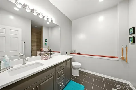 12326 24th Avenue NE Seattle WA 98125