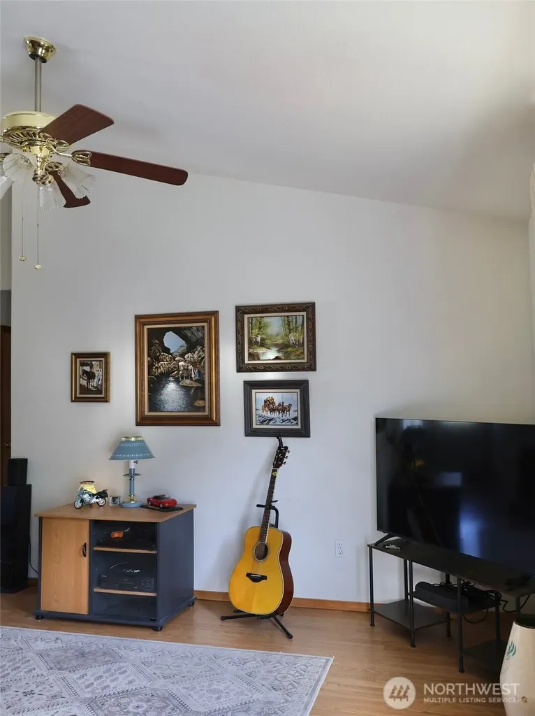 693 Temple Avenue Morton WA 98356