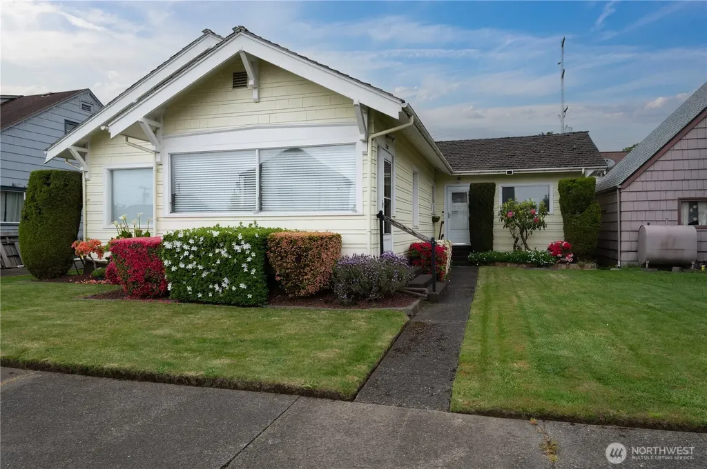 1106 Wishkah Street Aberdeen WA 98520