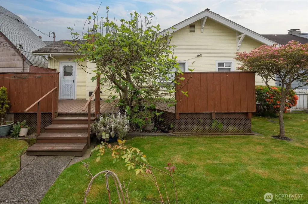 1106 Wishkah Street Aberdeen WA 98520
