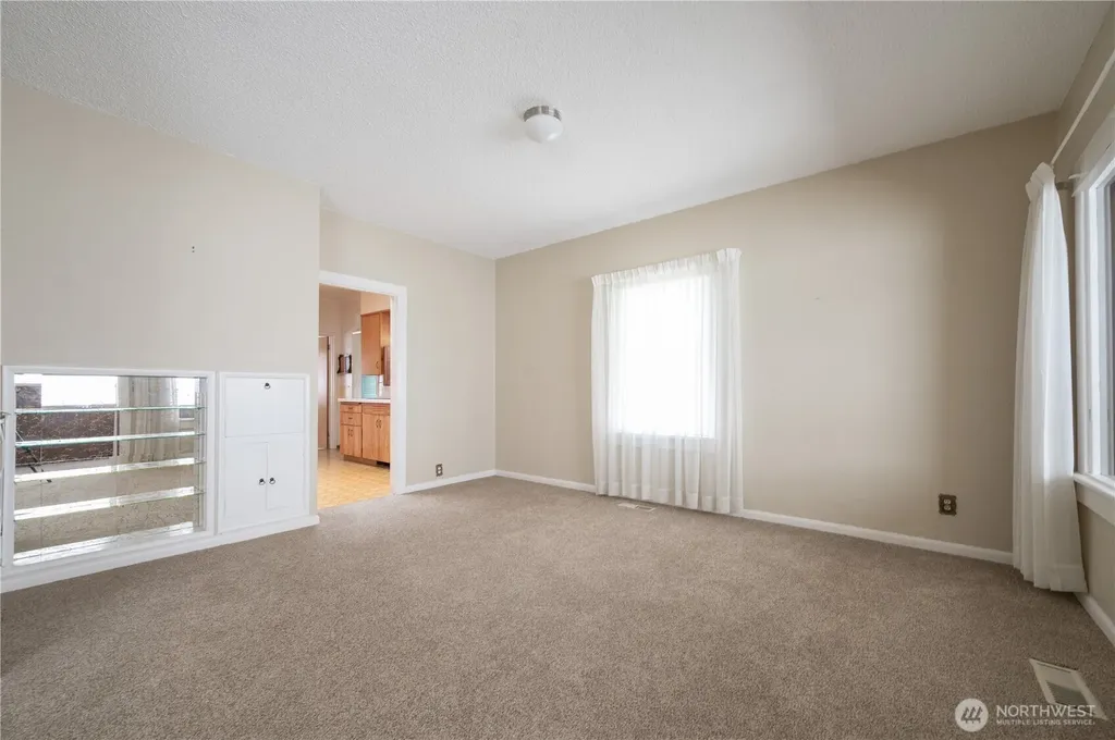 1106 Wishkah Street Aberdeen WA 98520