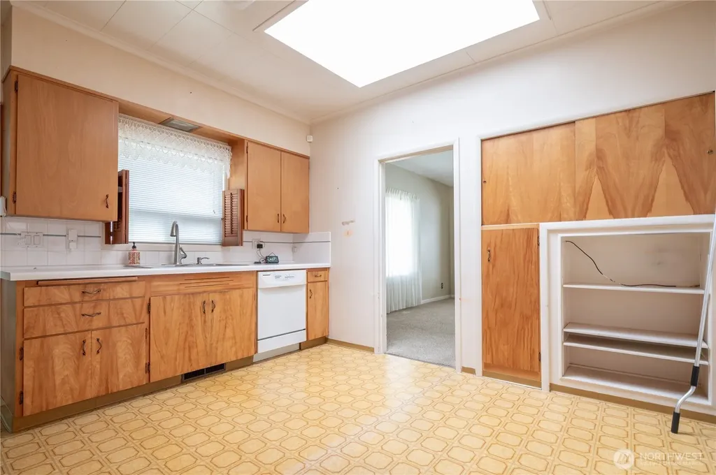 1106 Wishkah Street Aberdeen WA 98520