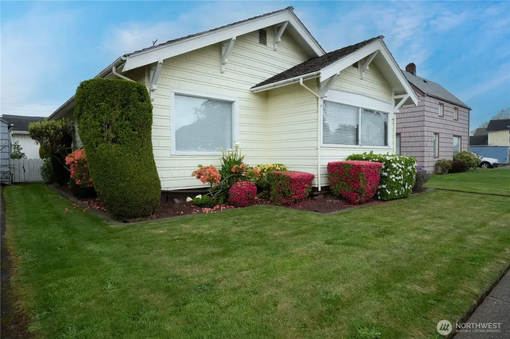 1106 Wishkah Street Aberdeen WA 98520