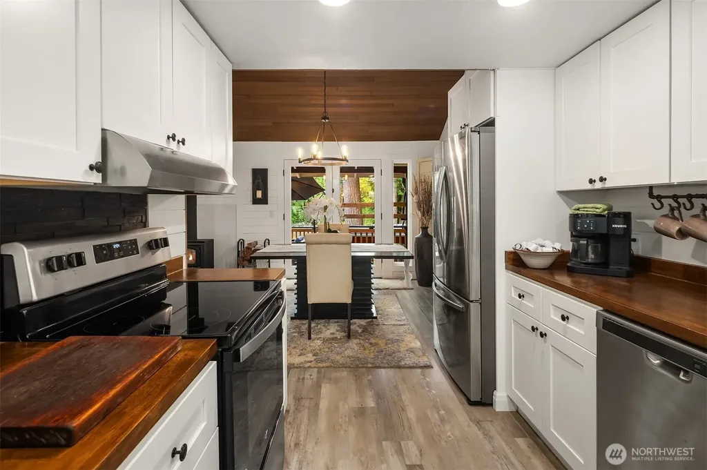 17206 116th Place NE Arlington WA 98223