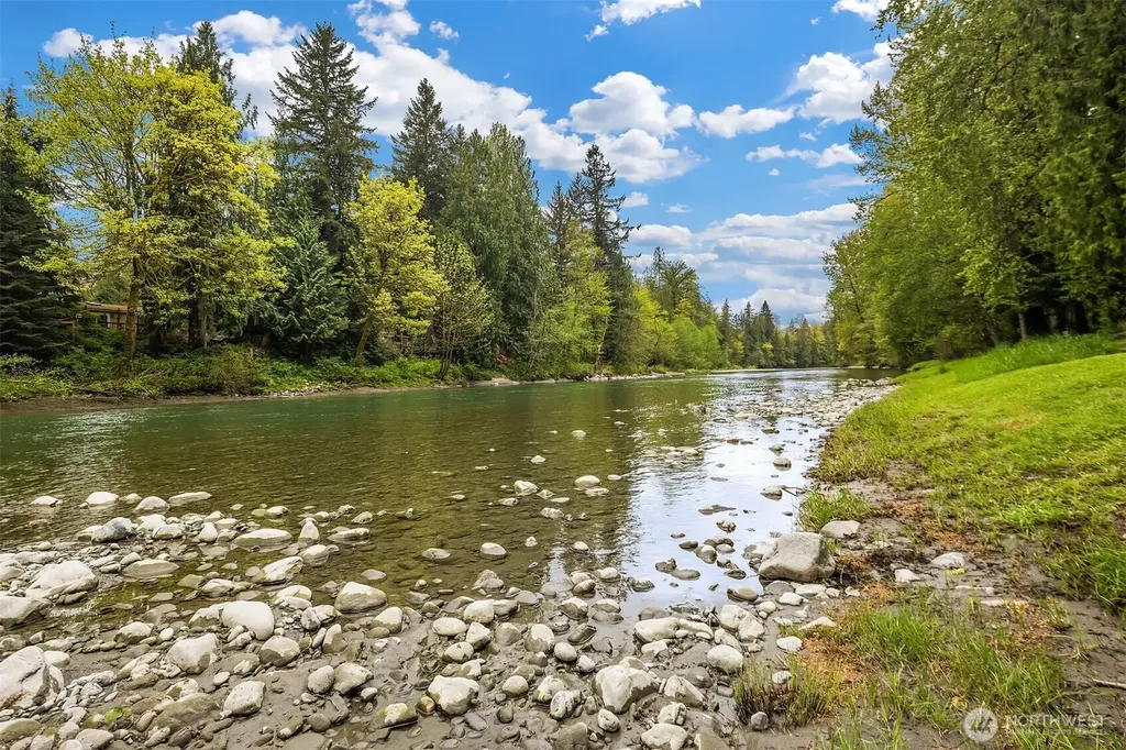 17206 116th Place NE Arlington WA 98223