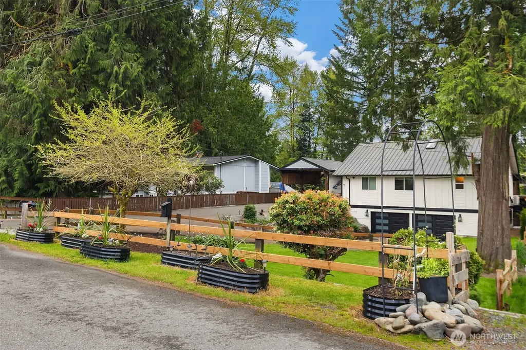 17206 116th Place NE Arlington WA 98223