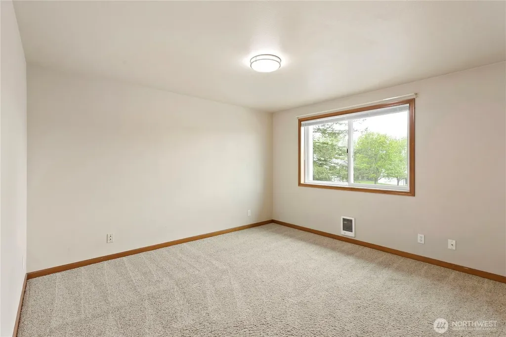 4243 Wintergreen Circle Bellingham WA 98226