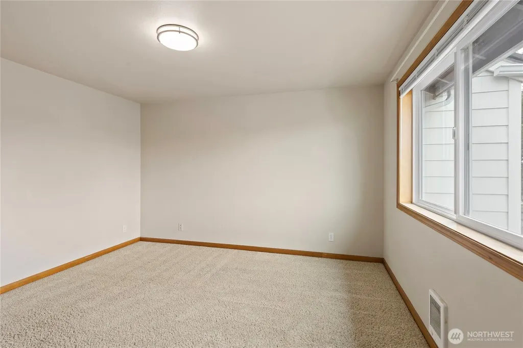 4243 Wintergreen Circle Bellingham WA 98226