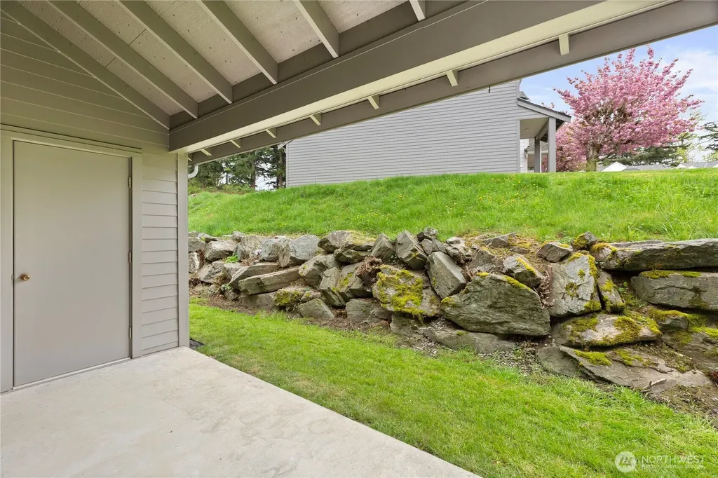 4243 Wintergreen Circle Bellingham WA 98226