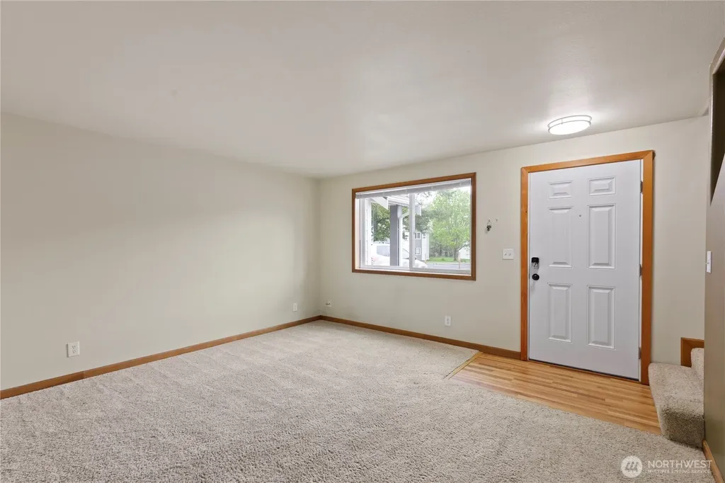 4243 Wintergreen Circle Bellingham WA 98226