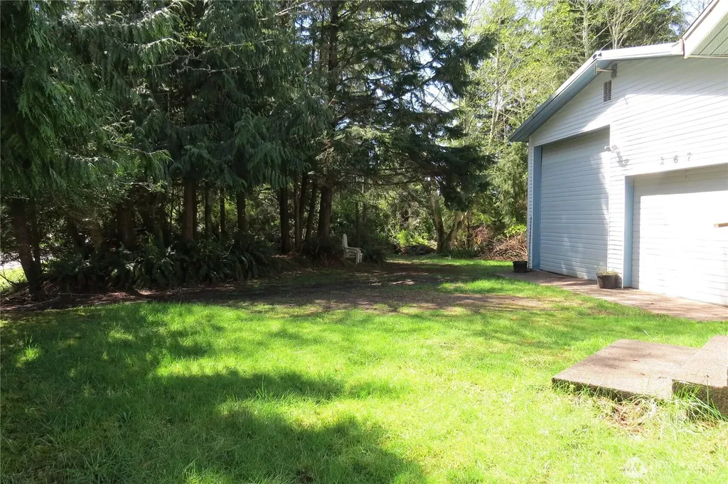 267 Duck Lake Drive NE Ocean Shores WA 98569