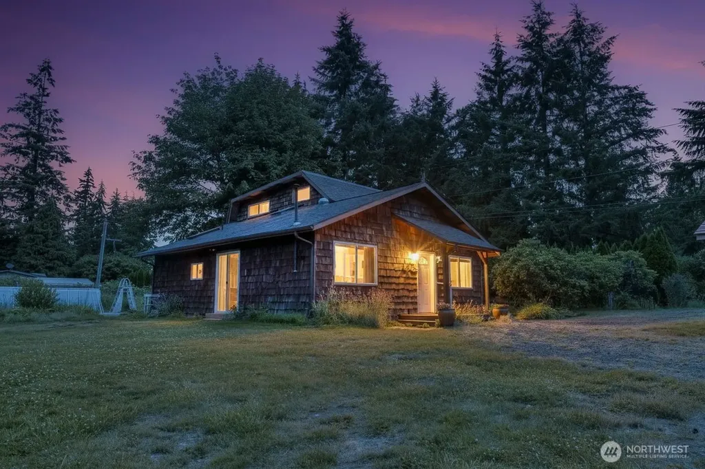 8325 Spurgeon Creek Road SE Olympia WA 98513