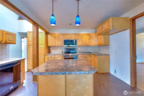 8325 Spurgeon Creek Road SE Olympia WA 98513
