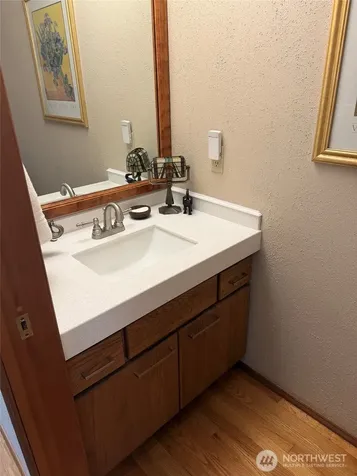 1610 28th Place SE Puyallup WA 98374