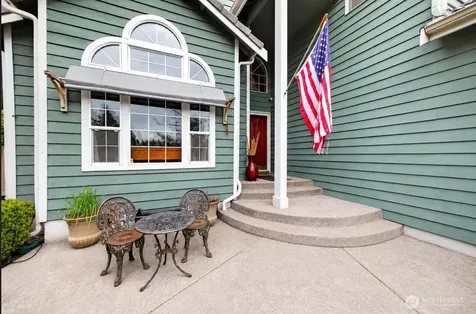 1610 28th Place SE Puyallup WA 98374