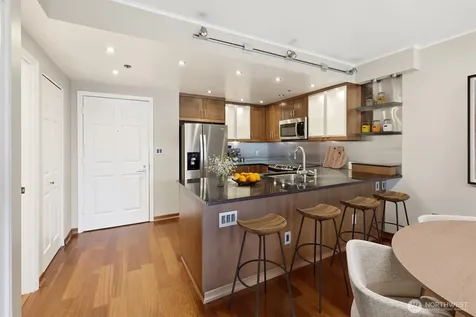 2600 2nd Avenue Seattle WA 98121