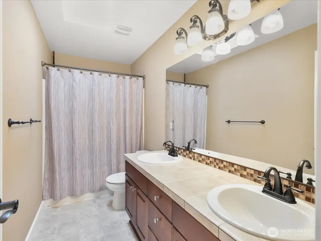 2321 Alder Street Milton WA 98354