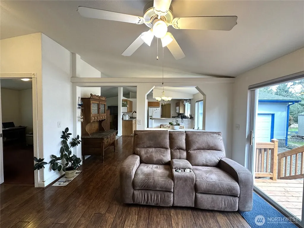 1405 324th Place Ocean Park WA 98640