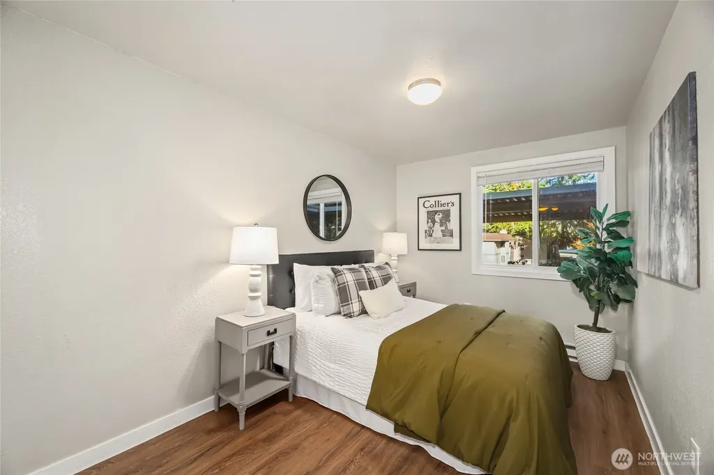 12527 NE 117th Place Kirkland WA 98034