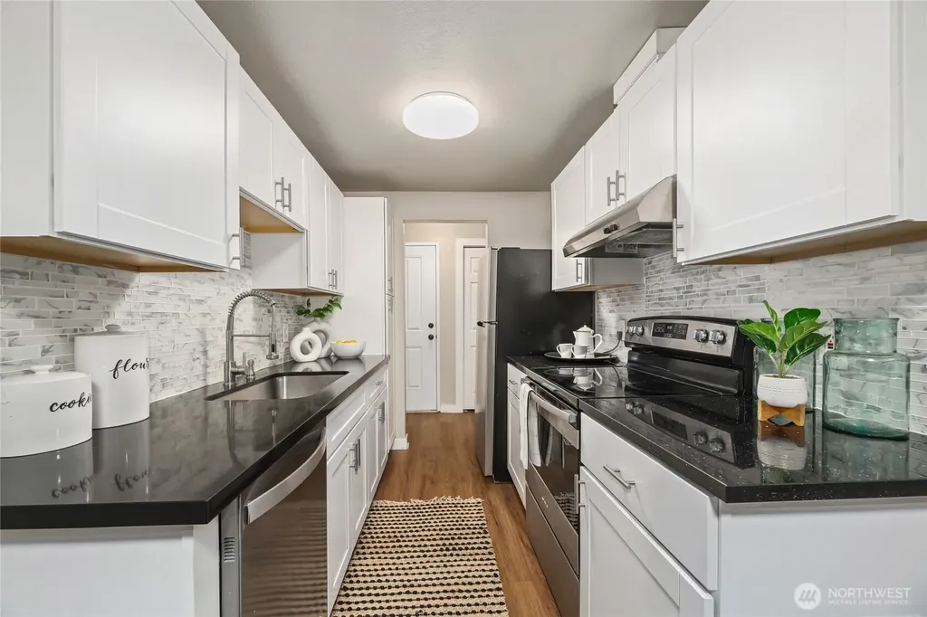 12527 NE 117th Place Kirkland WA 98034