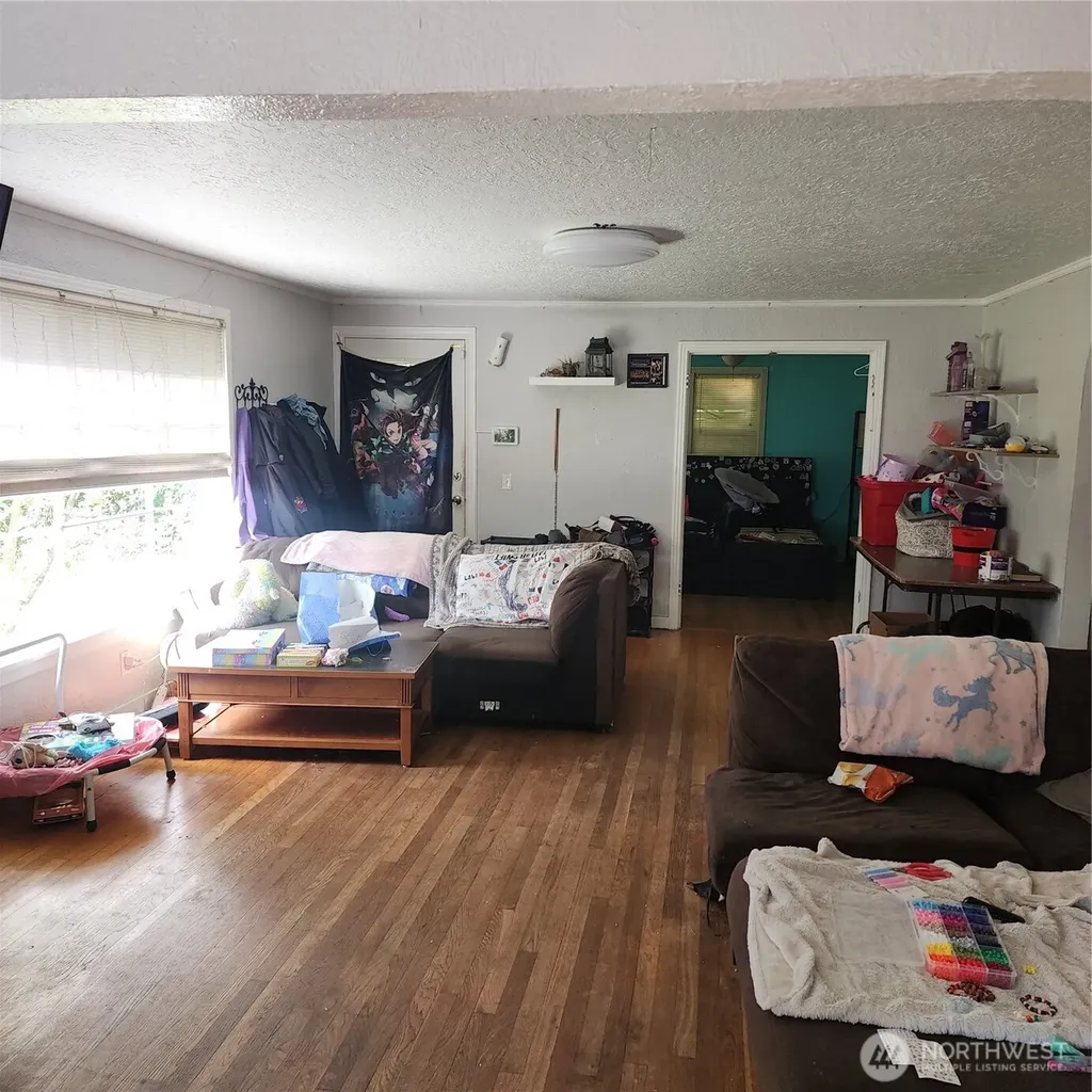 818 8th Avenue Longview WA 98632