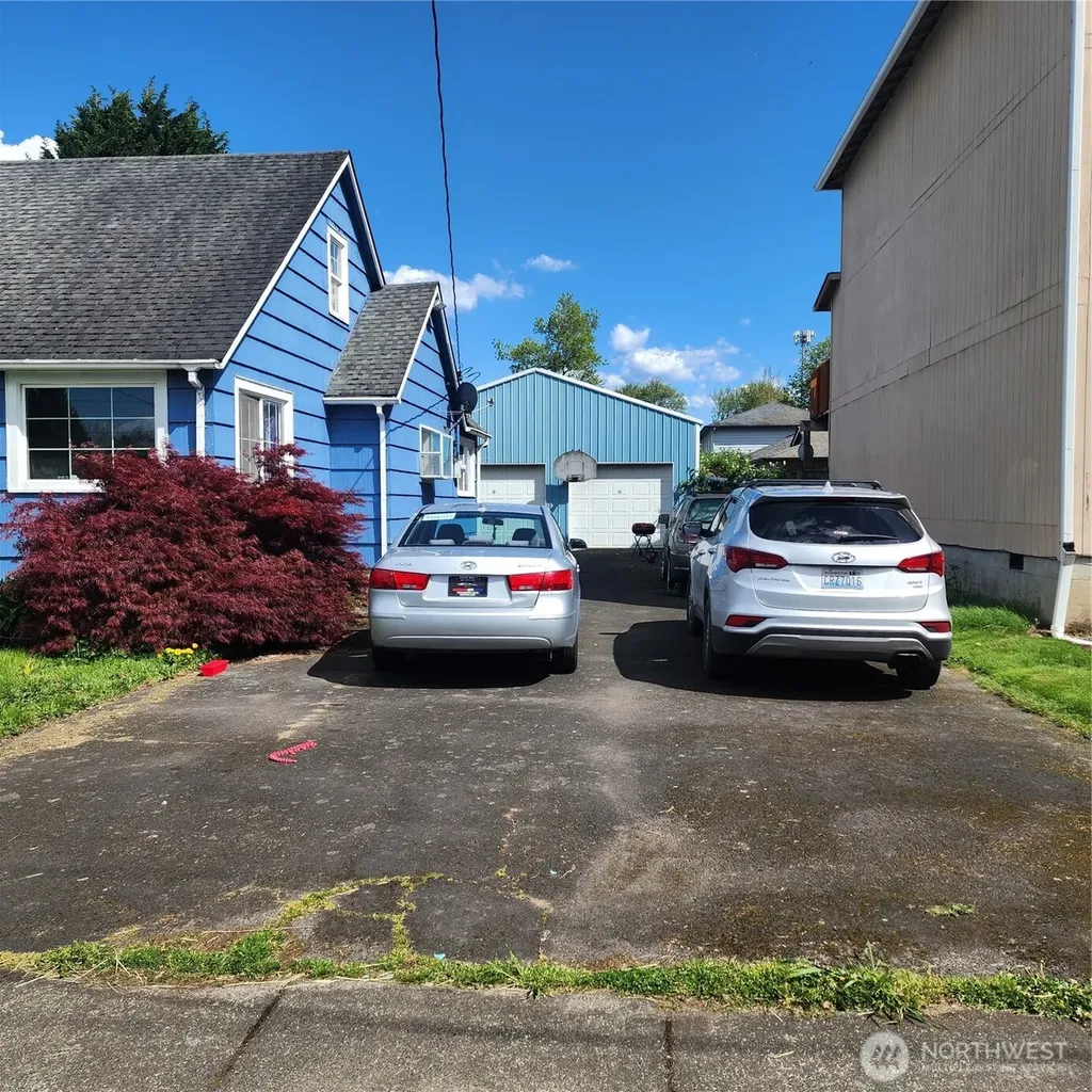 818 8th Avenue Longview WA 98632