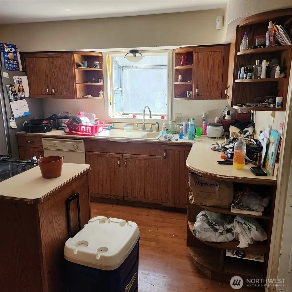 818 8th Avenue Longview WA 98632