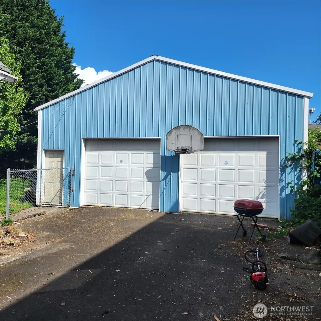 818 8th Avenue Longview WA 98632
