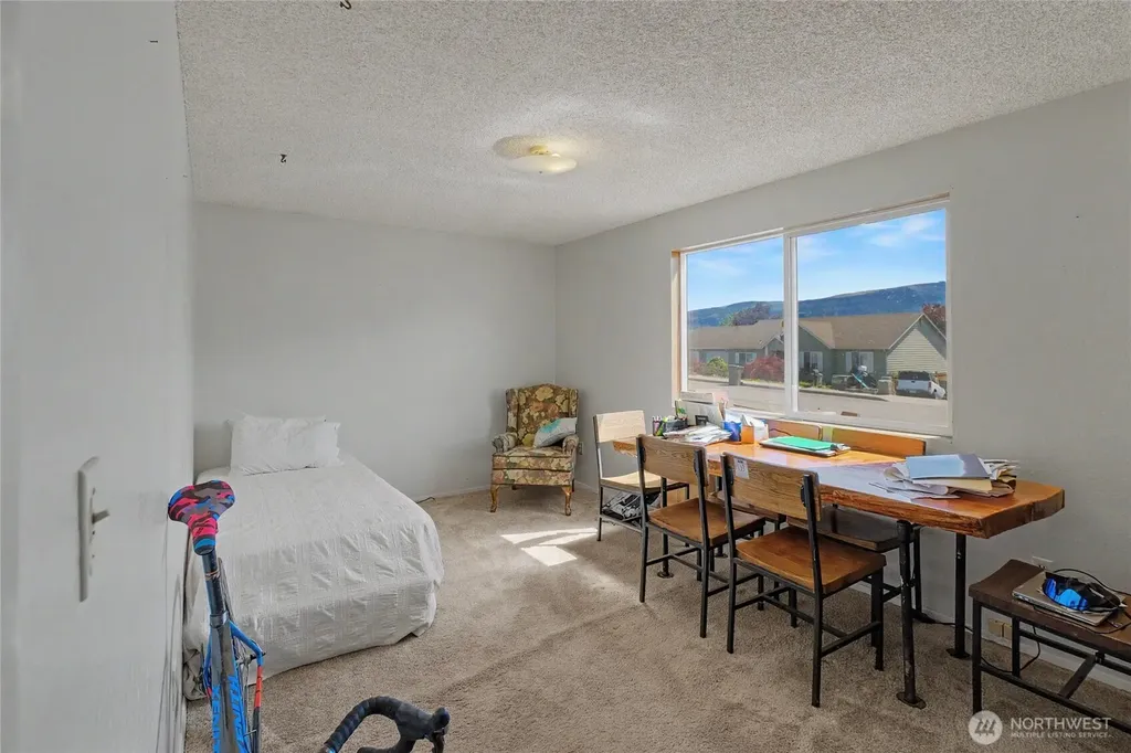 1121 Jean St SE East Wenatchee WA 98802