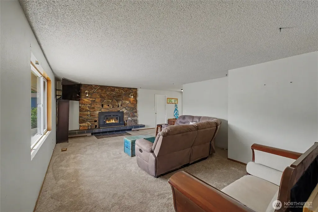 1121 Jean St SE East Wenatchee WA 98802
