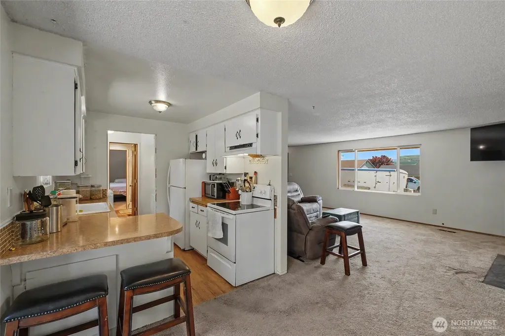 1121 Jean St SE East Wenatchee WA 98802