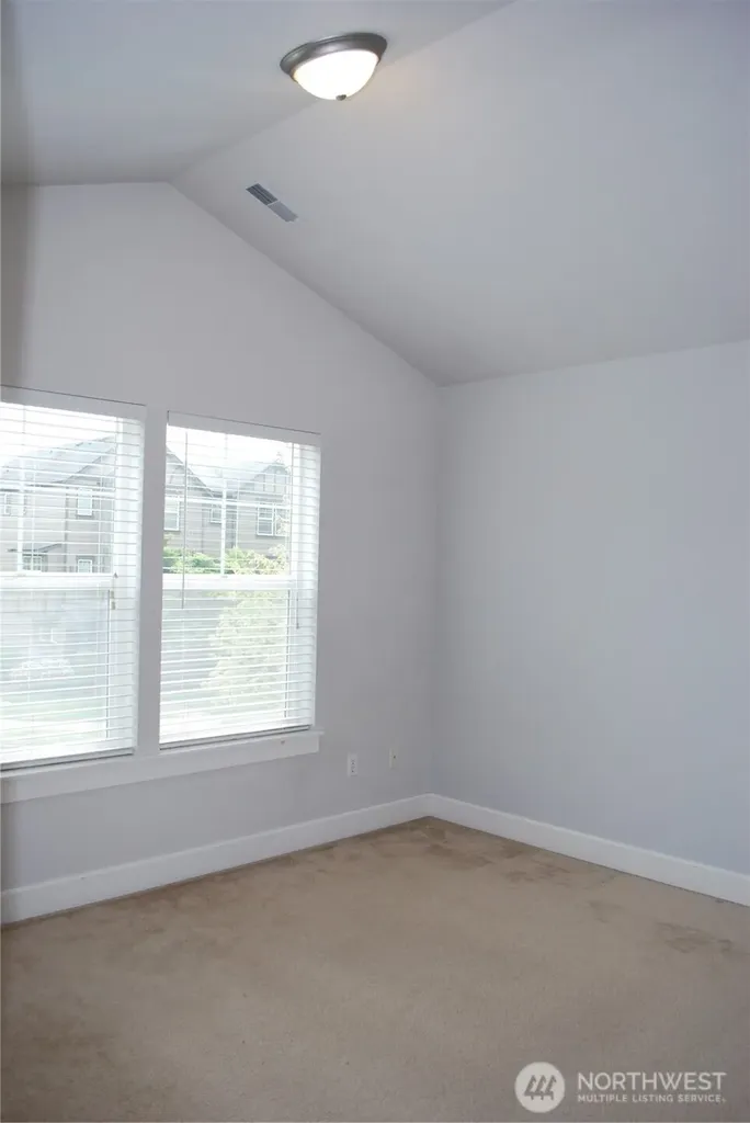 5304 151st Avenue Ct E Sumner WA 98390