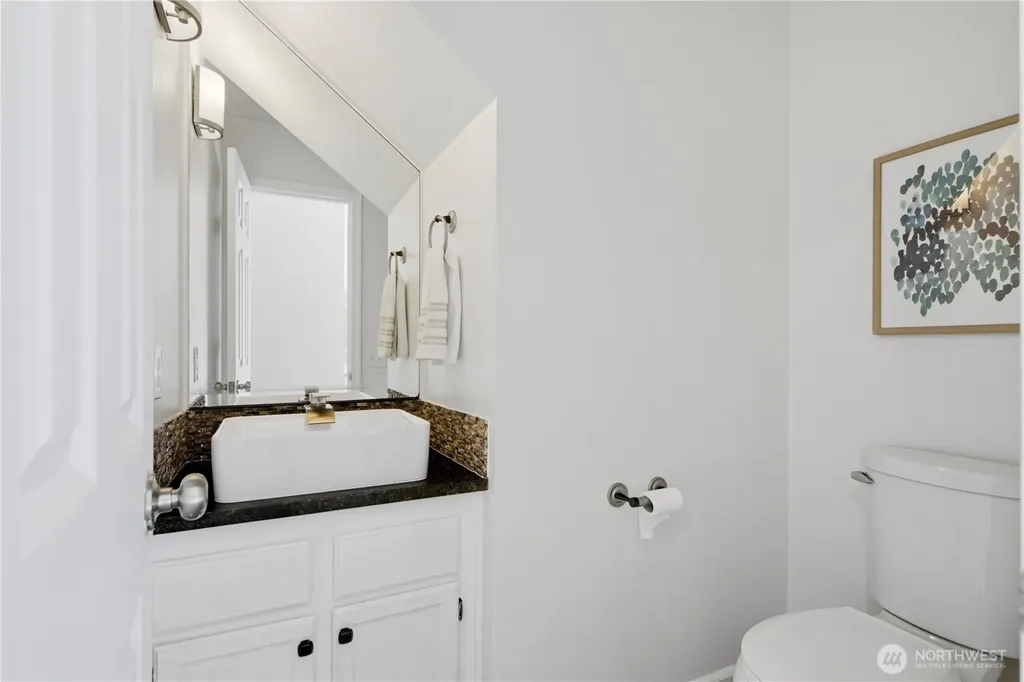 5521 James Avenue SE Auburn WA 98092