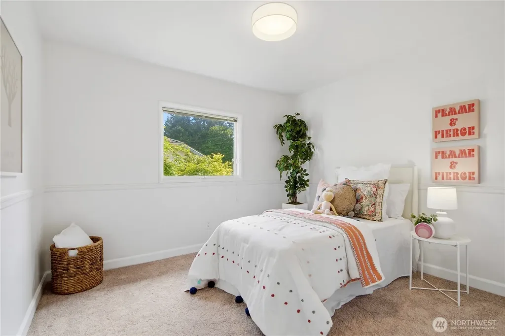 5521 James Avenue SE Auburn WA 98092