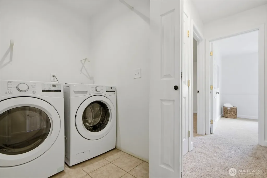 5521 James Avenue SE Auburn WA 98092