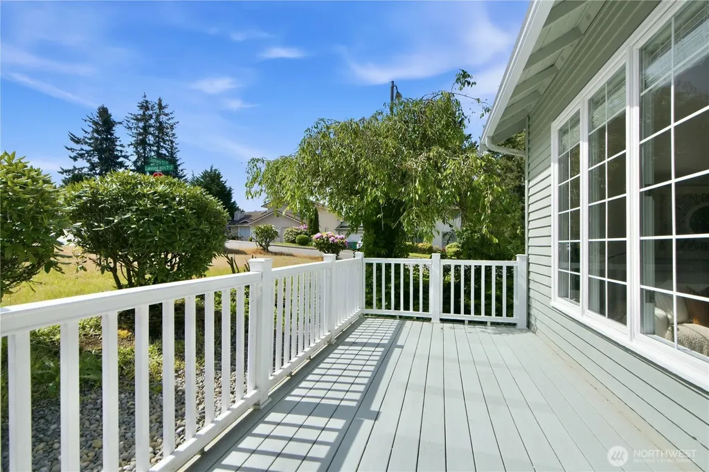 5521 James Avenue SE Auburn WA 98092