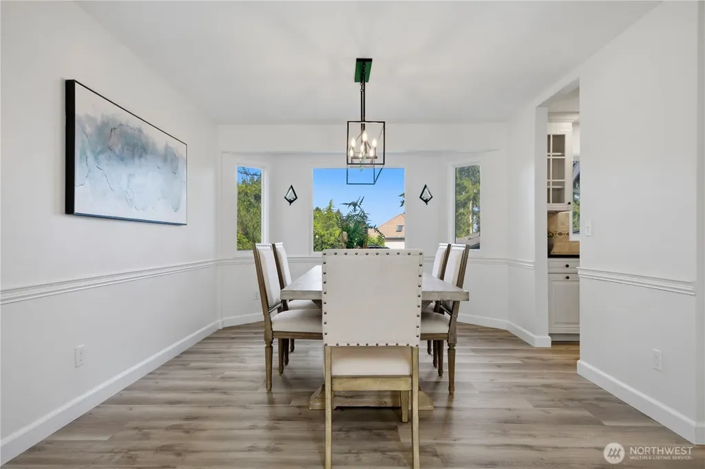 5521 James Avenue SE Auburn WA 98092