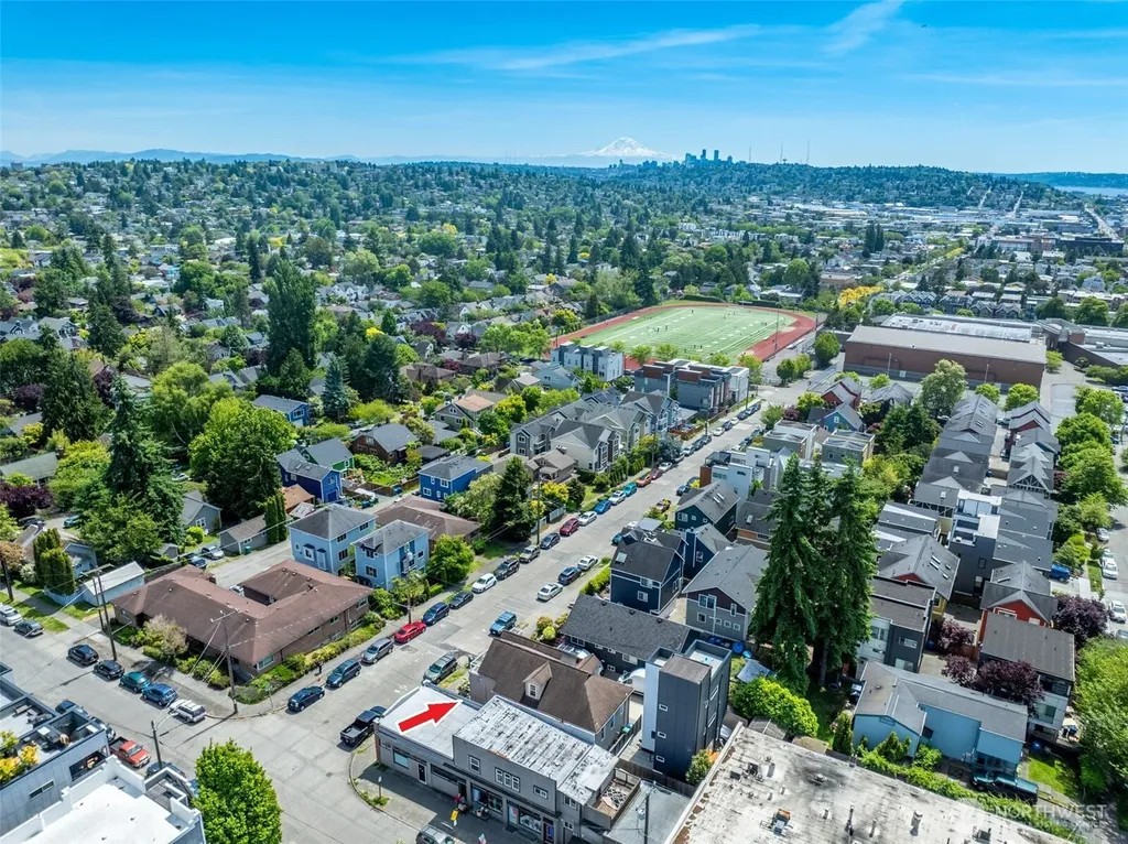 6753 14th Avenue NW Seattle WA 98117