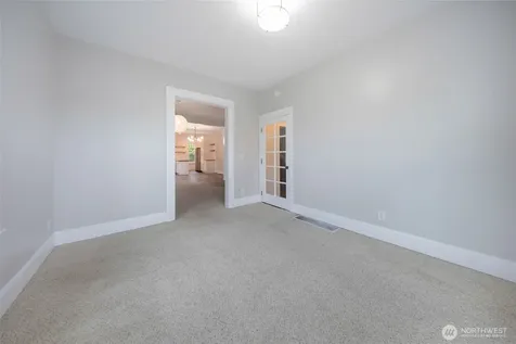 6753 14th Avenue NW Seattle WA 98117