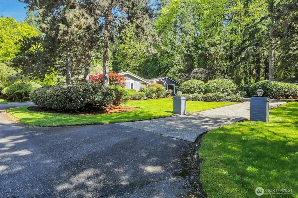 13320 211th Place NE Woodinville WA 98077