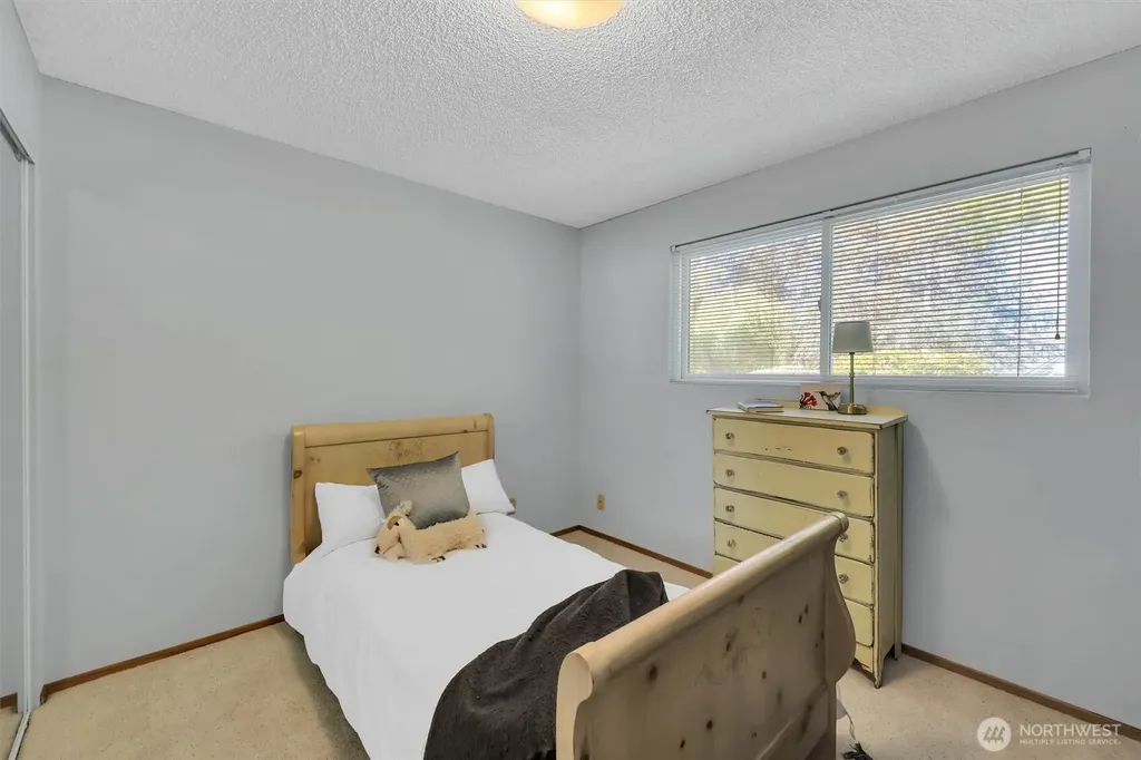 13320 211th Place NE Woodinville WA 98077