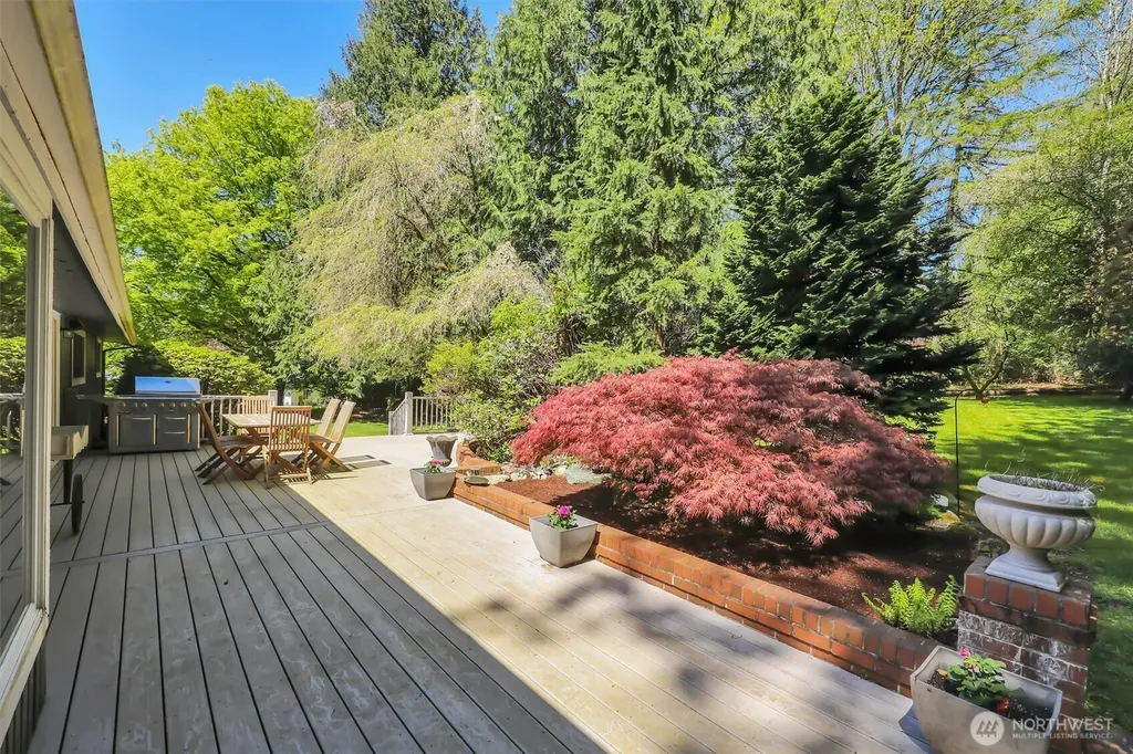13320 211th Place NE Woodinville WA 98077