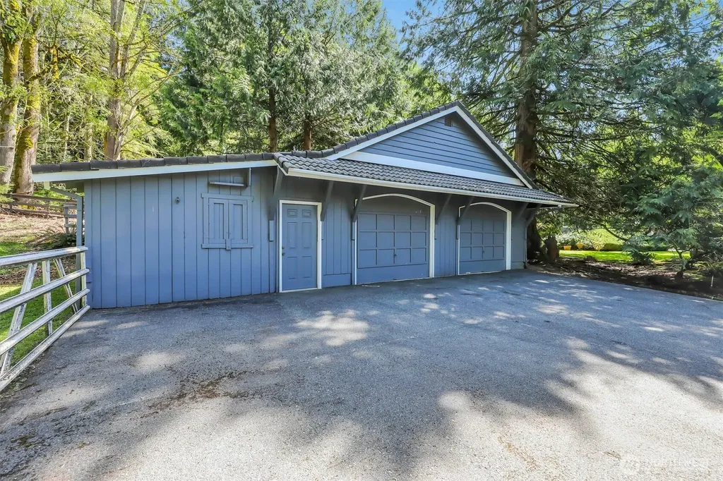 13320 211th Place NE Woodinville WA 98077