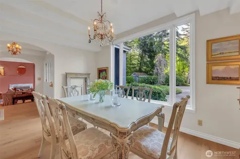 13320 211th Place NE Woodinville WA 98077