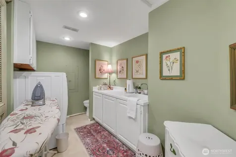 13320 211th Place NE Woodinville WA 98077