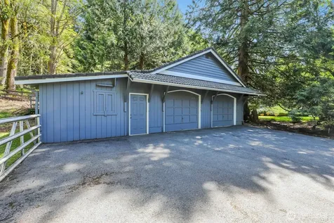 13320 211th Place NE Woodinville WA 98077
