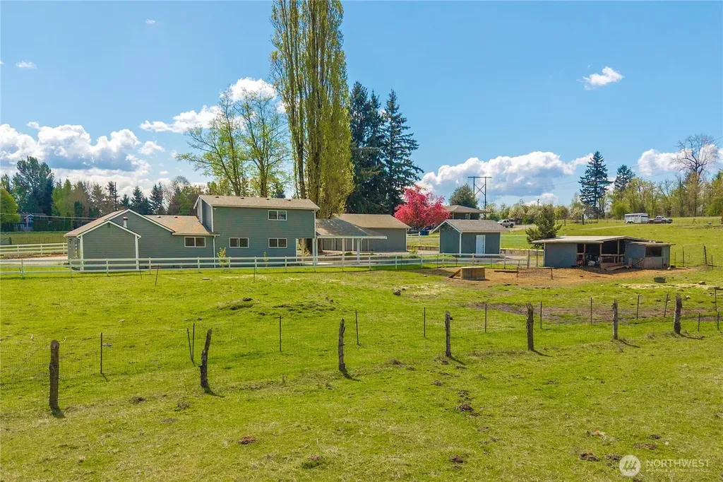 39805 212th Avenue SE Enumclaw WA 98022