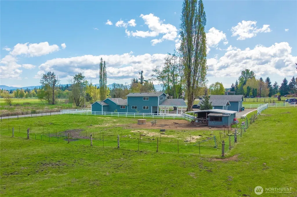 39805 212th Avenue SE Enumclaw WA 98022